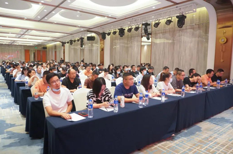 南鴻裝飾9月全體設(shè)計(jì)師會(huì)議精彩概覽